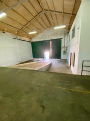 Lloguer Local Comercial a Este. Nave en alquiler en mérida