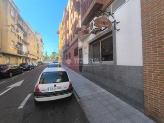 Local commercial à Montijo. Local comercial en venta en mérida