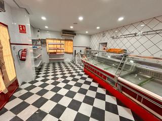 Local commercial à Este. Tienda en venta en mérida