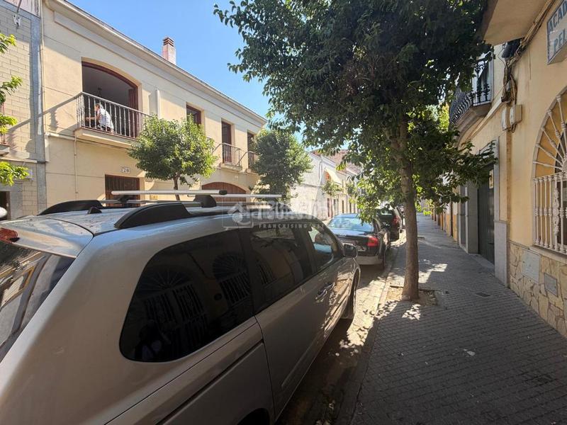 Foto b1915863-3d28-408e-abf2-004bbd247d65. Casa pareada casa en venta en Centro Mérida