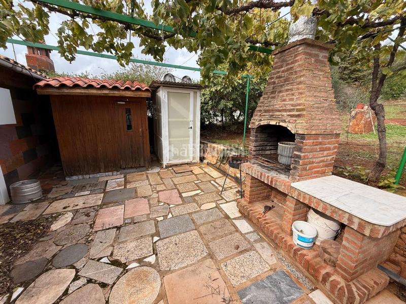 Foto 99f0e34e-3c51-40ee-a027-b1b970b21917. House in Alange