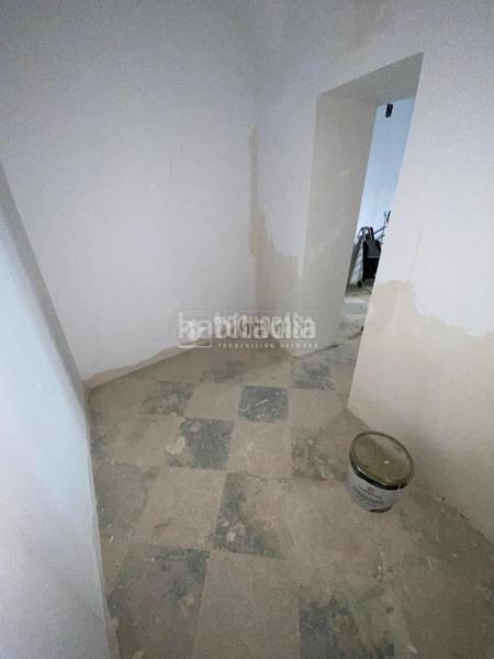 Foto 0aa57932-cb1c-4c35-aeec-fcab943e3284. Casa aparellada a Centro Mérida