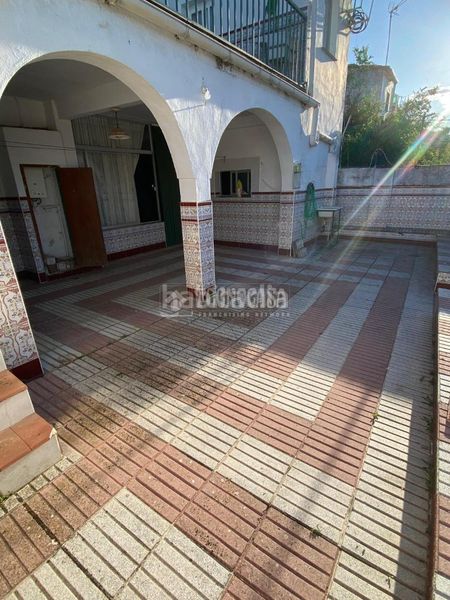 Foto ca90bffa-c008-43bb-974c-aa6ca6fae885. Casa aparellada amb calefacció a Esparragalejo
