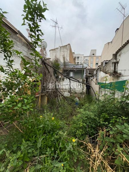 Foto dd3492f6-6d76-48b0-87c4-a56aba970cd3. Casa aparellada a Sur Mérida