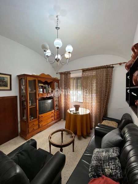 Foto 9bec58b0-71c6-4c08-b087-33719407e71e. Casa aparellada a Sur Mérida