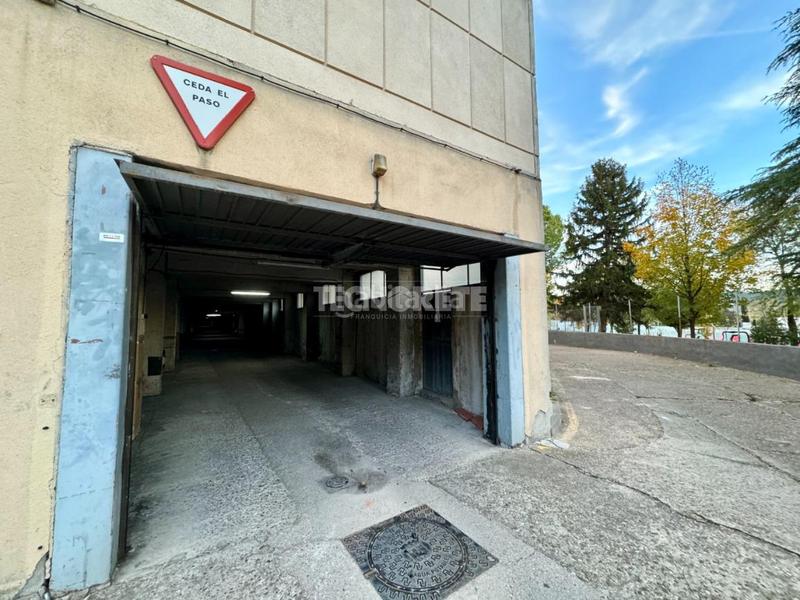 Foto b229a48d-8427-445e-a3f5-78420b5c9c9b. Aparcament cotxe a Plan Sur-Amistad Guadalajara