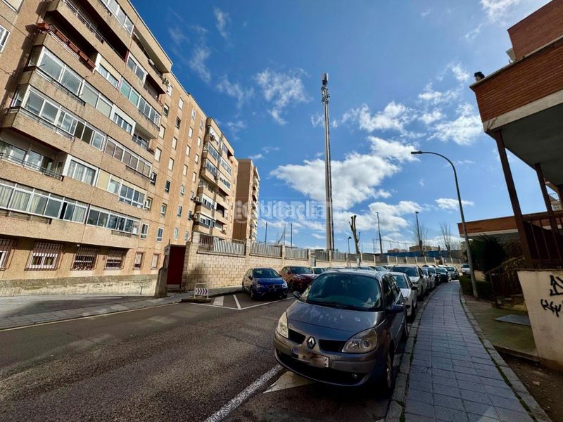 Foto 285cd450-f9e3-42bd-a5a6-fa114a0b46cc. Aparcament cotxe a Plan Sur-Amistad Guadalajara