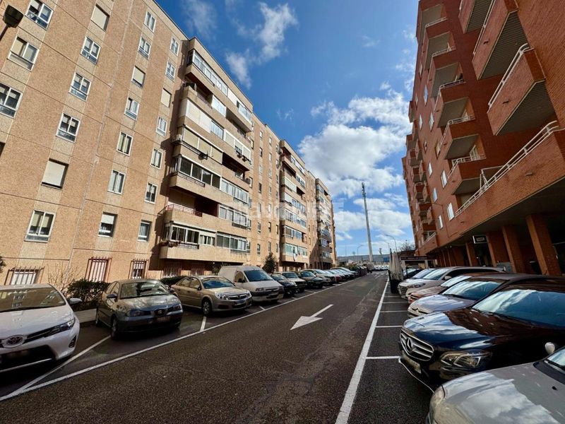 Foto 5e539fdb-e516-4fef-8d0f-edacacbe7e6c. Aparcament cotxe a Plan Sur-Amistad Guadalajara