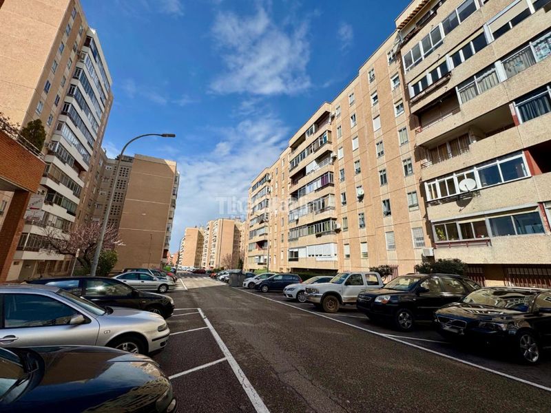 Foto a9bf6d7d-56d7-4b54-9e87-4b3c23edccdc. Aparcament cotxe a Plan Sur-Amistad Guadalajara