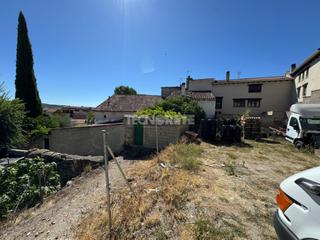Maison jumelée à Cogolludo. Casa en venta en cogolludo