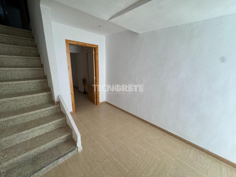 Foto ef5d2ecc-dbaf-4c1b-90d9-58fe62d6823c. Casa bifamiliare in Cogolludo