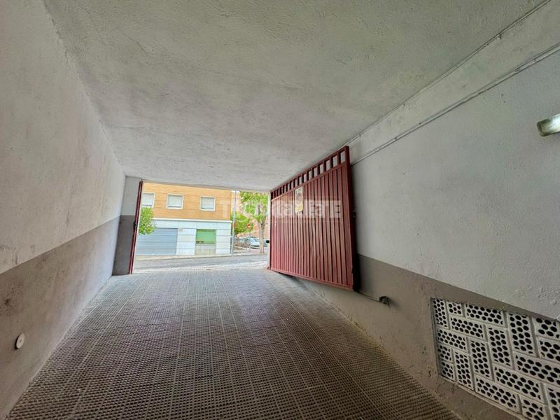 Foto 2224ce99-843e-4b9a-9157-72e483263287. Lloguer aparcament cotxe a San Roque-Concordia-Adoratrices Guadalajara