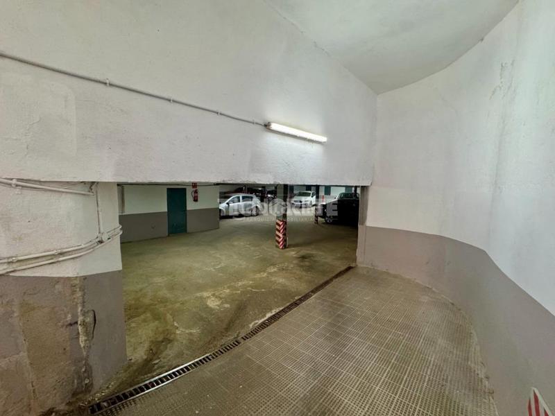 Foto faa724b7-10ce-4cdd-b2cd-9c024113023c. Miete autoparkplatz in San Roque-Concordia-Adoratrices Guadalajara