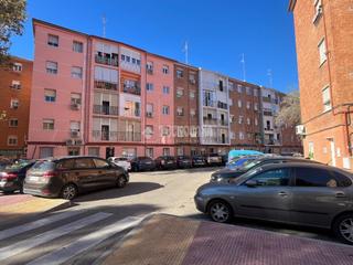 Pis a Caballería Española. Piso en venta en alcalá de henares