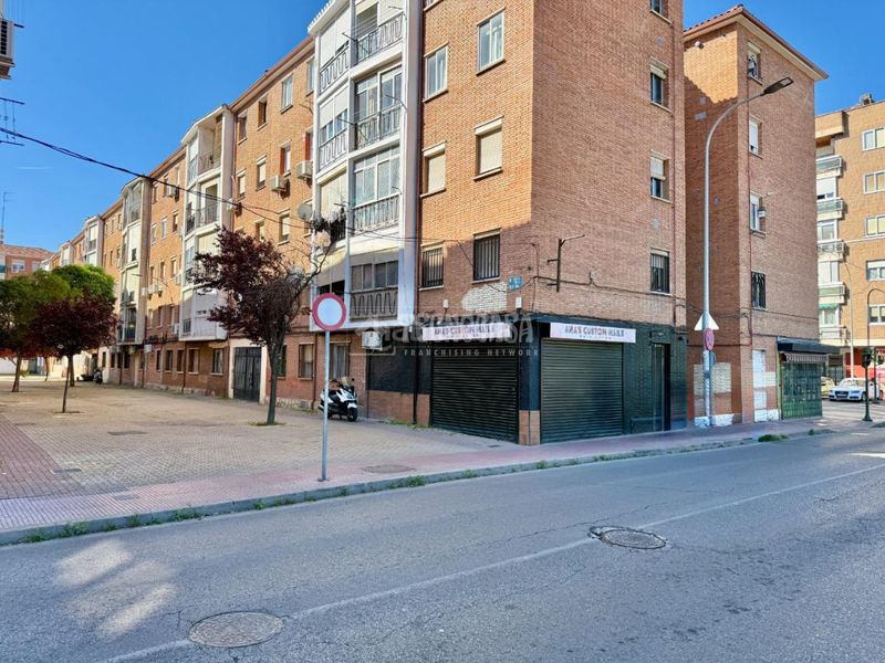 Foto ff716a27-4c5b-4386-8127-ed4536c375de. Pis a Caballería Española Alcalá de Henares