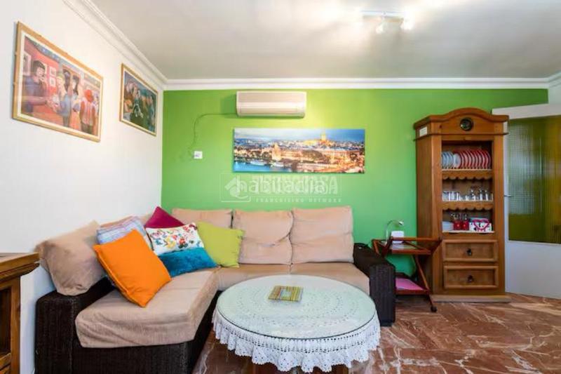 Foto 5da2ef09-f81e-4f66-8a94-335039fc6ba7. Piso  en venta en Feria Sevilla