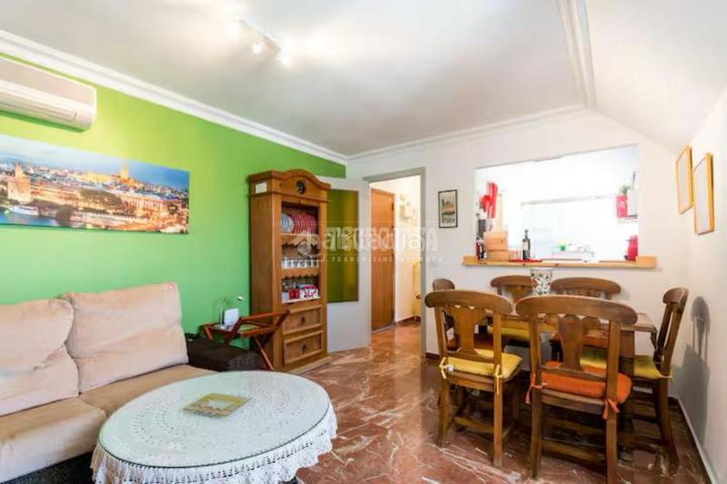 Foto 928bf39e-c437-4bd3-8cb9-0e027d0ea35f. Piso  en venta en Feria Sevilla