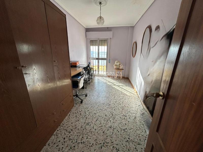 Foto 17dec7bf-a28a-438f-b2f9-f5f53fe582e1. Pis a Valdezorras - El Gordillo Sevilla