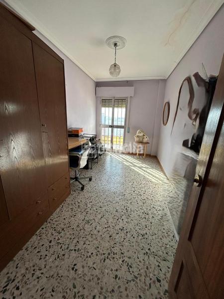 Foto 6b5e3284-2066-42e5-b5d3-be1fc83e5cfc. Pis a Valdezorras - El Gordillo Sevilla