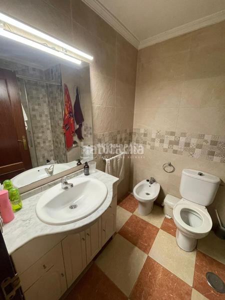 Foto 8d8e5066-8ec4-4e95-b0a5-b848d9688c86. Appartamento in Pino Montano - Consolación Sevilla