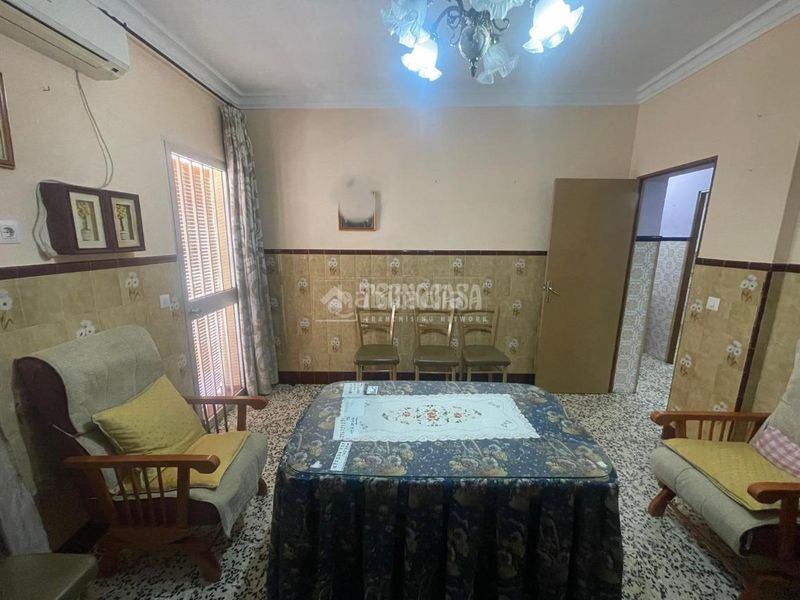 Foto 639e162e-c5ee-4602-8ab3-06f502a88e89. Piso  en venta en Valdezorras - El Gordillo Sevilla