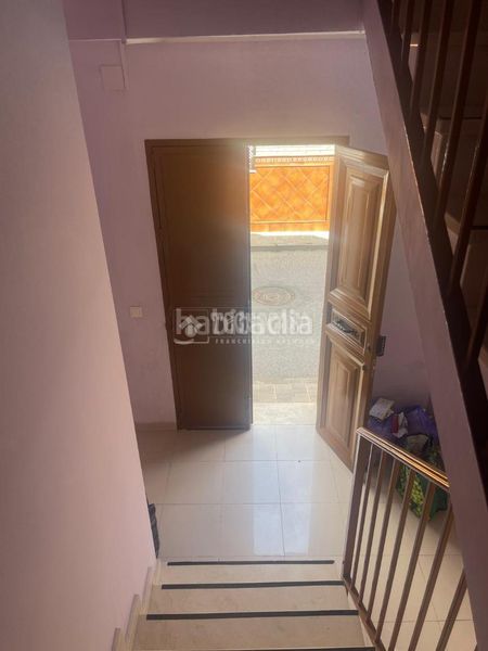 Foto 6f3391ac-c4ec-49a4-9274-75123fccd46c. Piso  en venta en Valdezorras - El Gordillo Sevilla