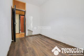 Etagenwohnung in Sant Andreu de Palomar. Piso en venta en barcelona