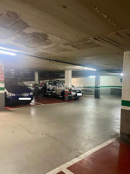 Foto f7ffe738-e43d-4c71-81b6-a3fdec7fabf0. Parking coche boxplaza de garaje en venta en Sant Andreu de Palomar Barcelona