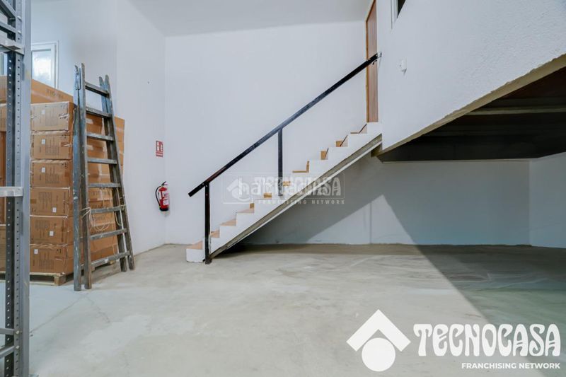 Foto 1c130b0c-191c-4ca2-98c6-0d6d25e5719f. Local comercial a Sant Andreu de Palomar Barcelona