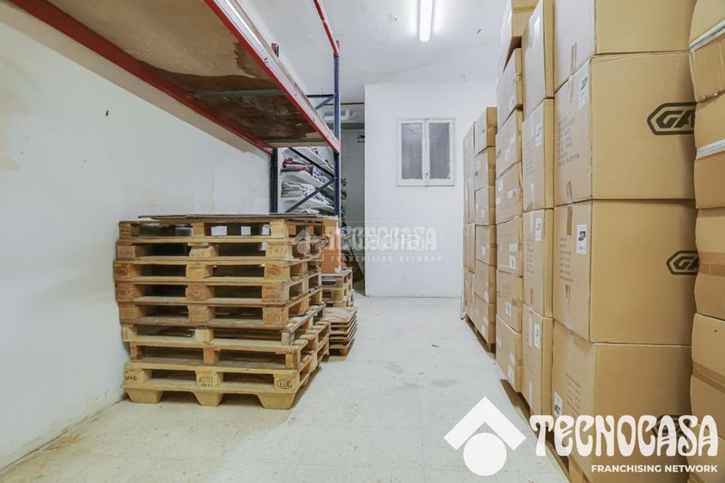 Foto bce8ec79-f6d3-46d8-9f88-29a2f259f3ac. Local comercial a Sant Andreu de Palomar Barcelona
