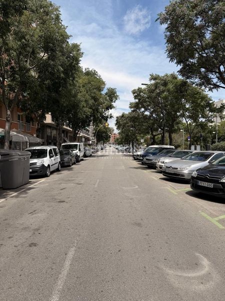 Foto 4094a4ae-4cbf-46a1-a43c-395525fa3f3d. Aparcament cotxe a Sant Andreu de Palomar Barcelona