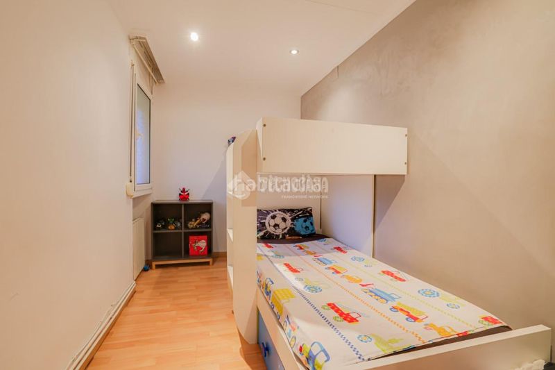 Foto a2725e92-1b26-4f1a-a360-17ef5c741aba. Pis a Baró de Viver Barcelona