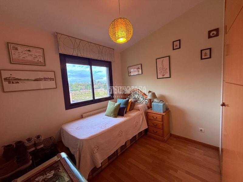 Foto 097718af-2efa-4031-bca7-acc78d057ee2. Dachwohnung mit heizung parking in Parque Oeste-Fuente Cisneros Alcorcón