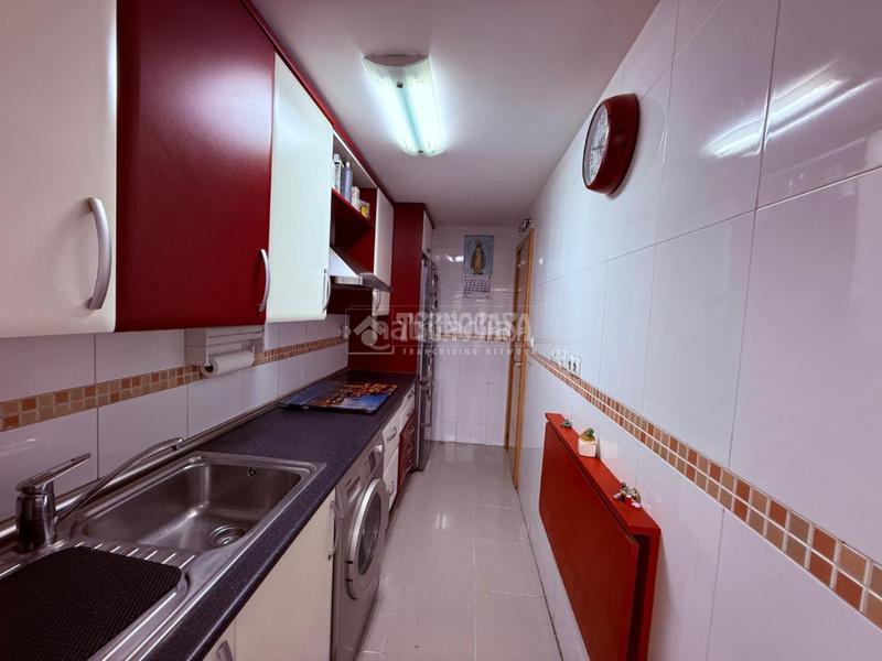 Foto 4856e2e6-3341-4180-b9c4-46e548a624fe. Dachwohnung mit heizung parking in Parque Oeste-Fuente Cisneros Alcorcón