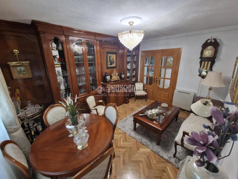 Foto 2d3774ab-4a3c-442d-90af-65747e868fb6. Piso  en venta en Zona Renfe Alcorcón