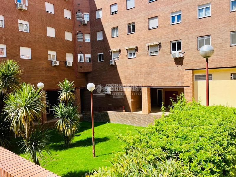 Foto 1305505f-3cdf-4e94-8acf-7656bfa56857. Pis amb calefacció aparcament a Prado de Santo Domingo Alcorcón