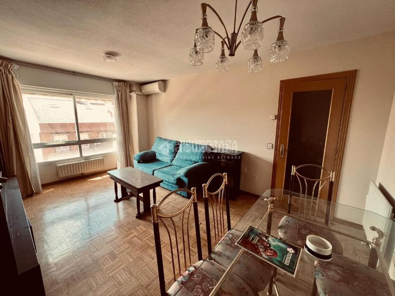 Foto a0b55871-d95e-48ce-bbf6-345af66cf2de. Pis amb calefacció aparcament a Prado de Santo Domingo Alcorcón