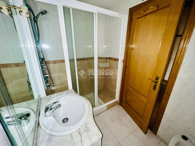 Foto cc699eb4-3803-4841-8792-0e8f3fcff1df. Pis amb calefacció aparcament a Prado de Santo Domingo Alcorcón