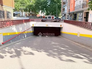 Posto auto in Zona Renfe. Boxplaza de garaje en venta en alcorcón