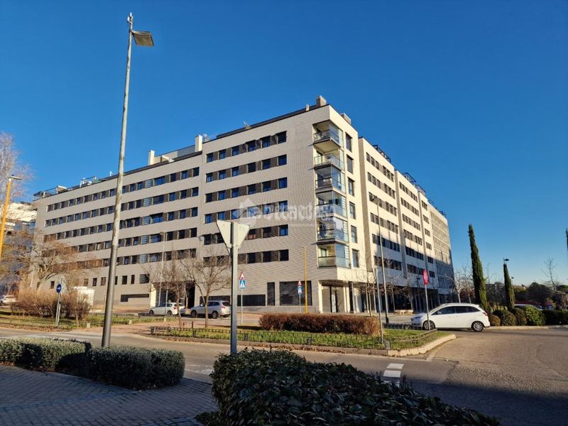 Foto 98e1b131-7c2a-4eca-896b-d83d8032d8c1. Dúplex amb calefacció a Parque Oeste-Fuente Cisneros Alcorcón