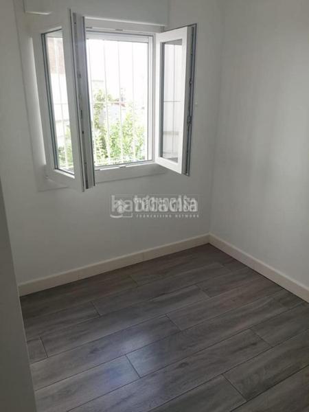 Foto bdf5fc3e-0447-462d-bbd5-34947e04c4ee. Alquiler piso  en alquiler en Cruz Roja Sevilla