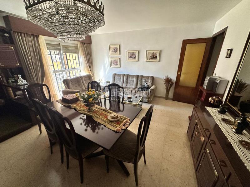 Foto 20bda8e8-6ae4-4af1-b8e1-64e3c11847e9. Piso  en venta en Cruz Roja Sevilla