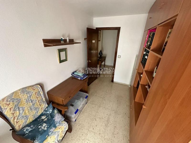 Foto 7bcf7322-bb6c-40d9-bc41-8b29d1d5f6f3. Piso  en venta en Cruz Roja Sevilla