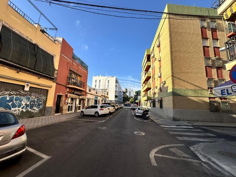 Foto a6901f11-8c3b-45a1-95de-5ee3d18858bb. Piso  en venta en Cruz Roja Sevilla