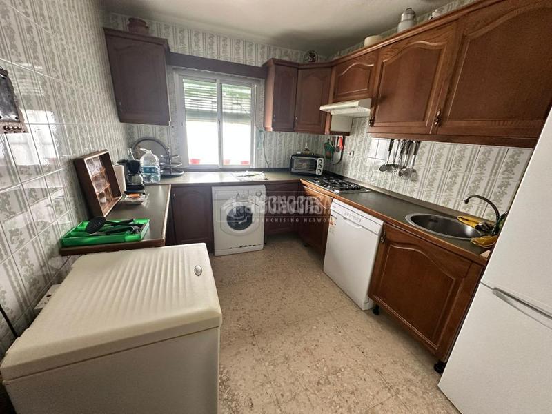 Foto c8b00ebc-3009-490c-aa83-c94fb50d8014. Piso  en venta en Cruz Roja Sevilla