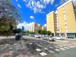 Appartement en El Torrejn - El Cerezo. Piso en venta en sevilla