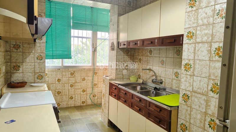 Foto e10dd36b-581d-44bc-8196-749e5a1103a0. Pis a Cruz Roja Sevilla