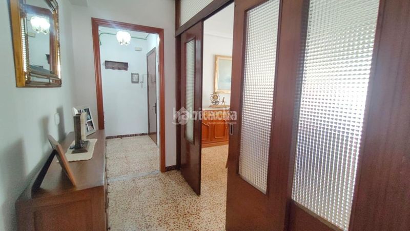 Foto d757339c-225a-4e45-96e1-3577f2925ad0. Pis a Cruz Roja Sevilla