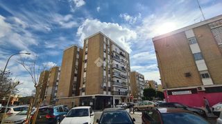 Pis a El Torrejón - El Cerezo. Piso en venta en sevilla