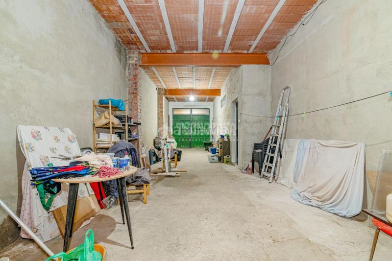 Foto 667db2d1-f52d-496d-a25c-9bc519f682ad. Casa a Moriles